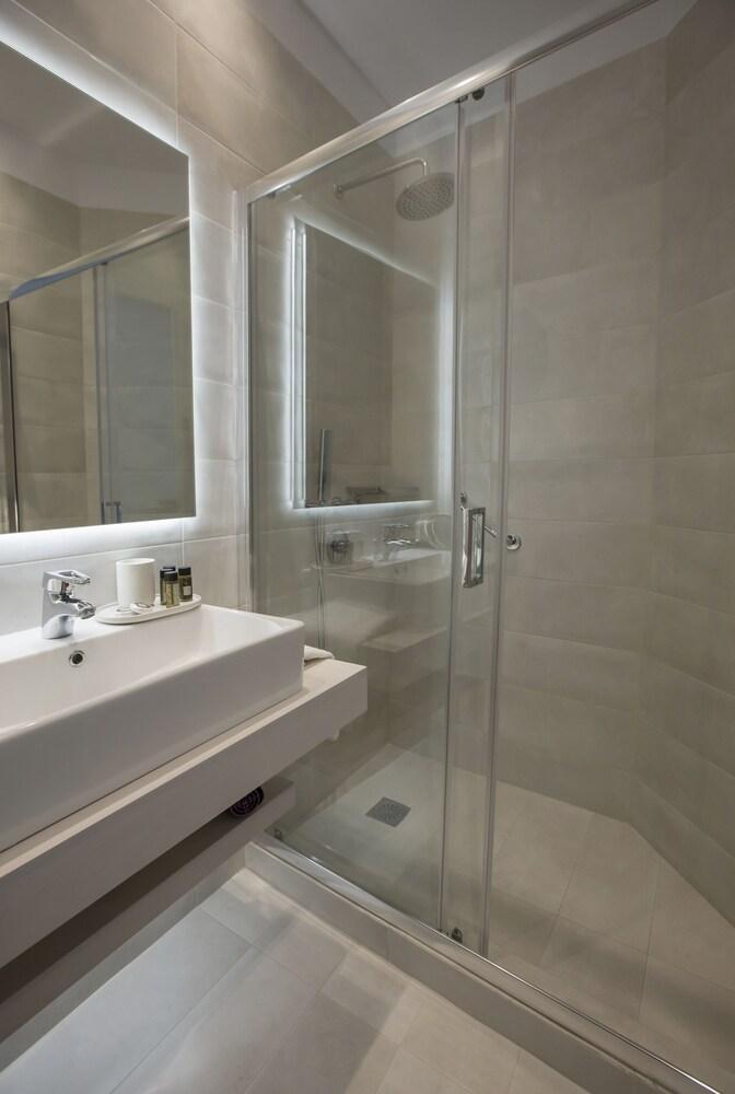 Ermou Stylish Suites By Ghh Athena Bagian luar foto