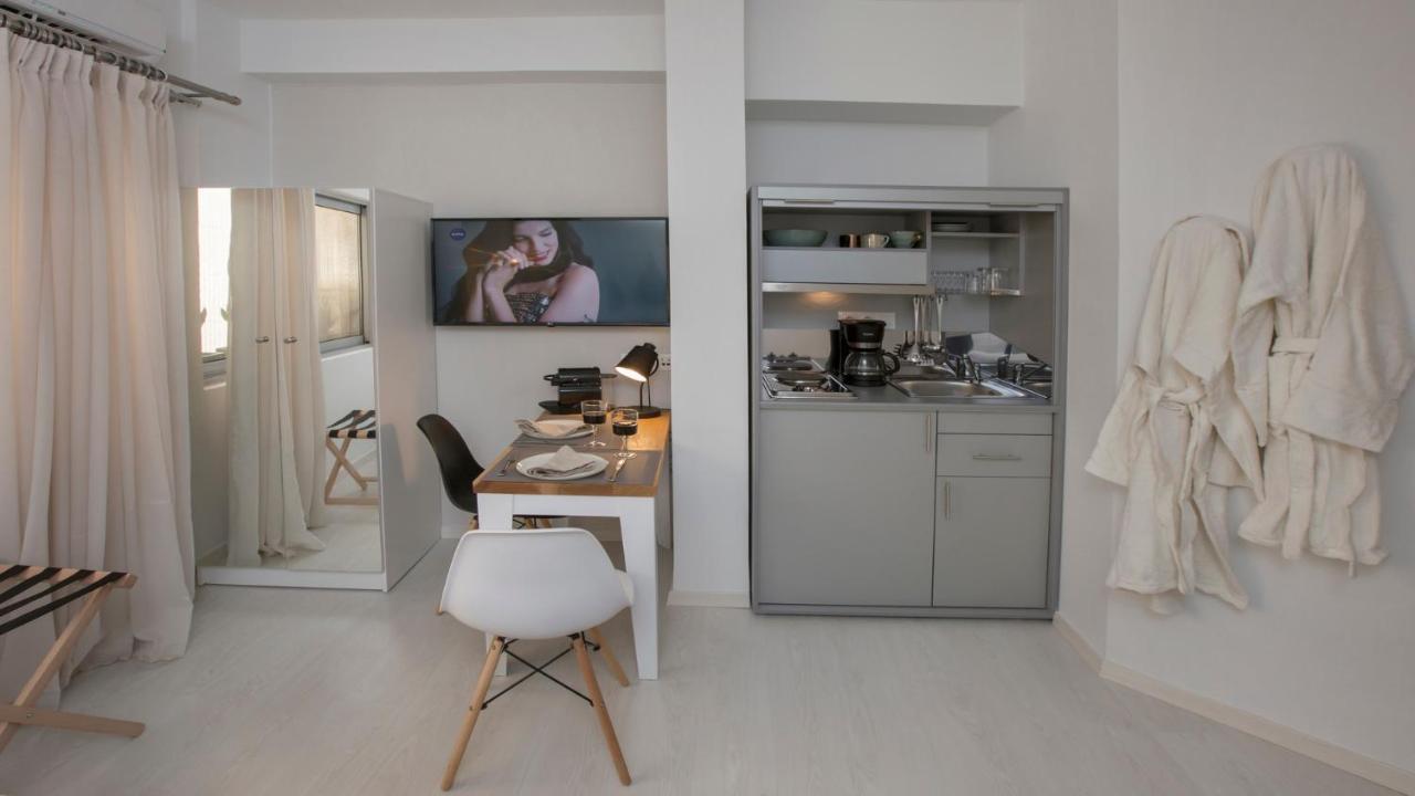 Ermou Stylish Suites By Ghh Athena Bagian luar foto